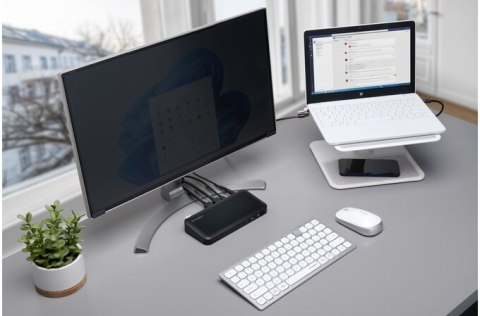 Filtr prywatyzujący magnetyczny MagPro do monitora 31.5 (16:9) K52502WW KENSINGTON Filtr prywatyzujący magnetyczny MagPro do monitora 31.5 (16:9) K52502WW KENSINGTON