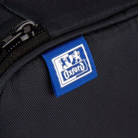 Piórnik z klapką bez wyposażenia ESSE czarny 400159629 OXFORD Piórnik z klapką bez wyposażenia ESSE czarny 400159629 OXFORD